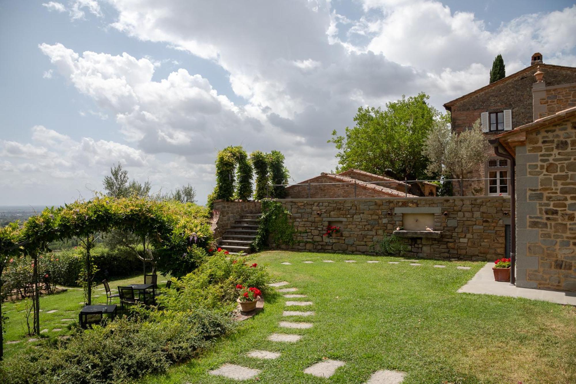 Il Falconiere Relais & Spa Cortona Luaran gambar