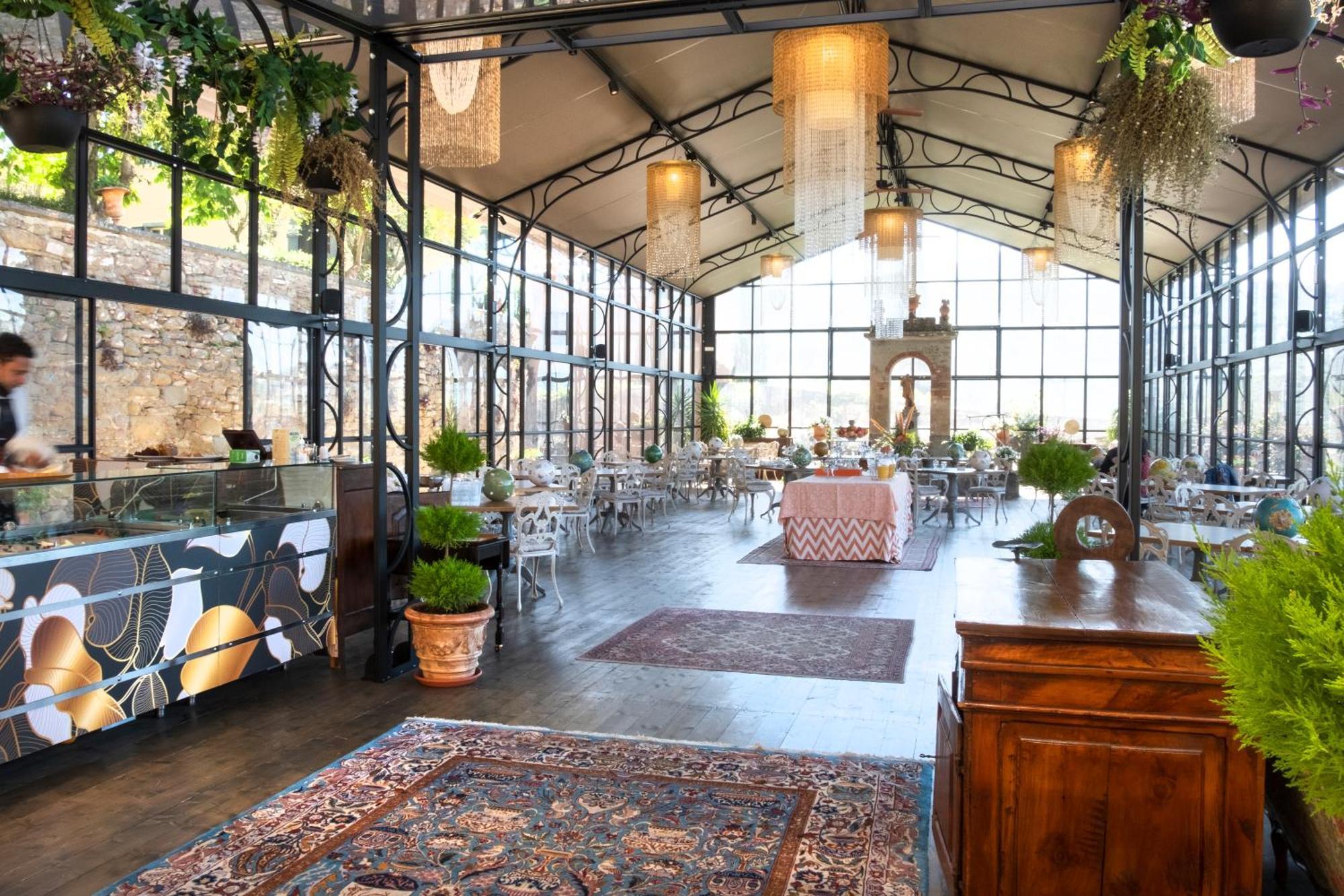 Il Falconiere Relais & Spa Cortona Luaran gambar